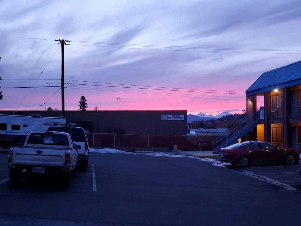 Motel West เบนด์ ภายนอก รูปภาพ