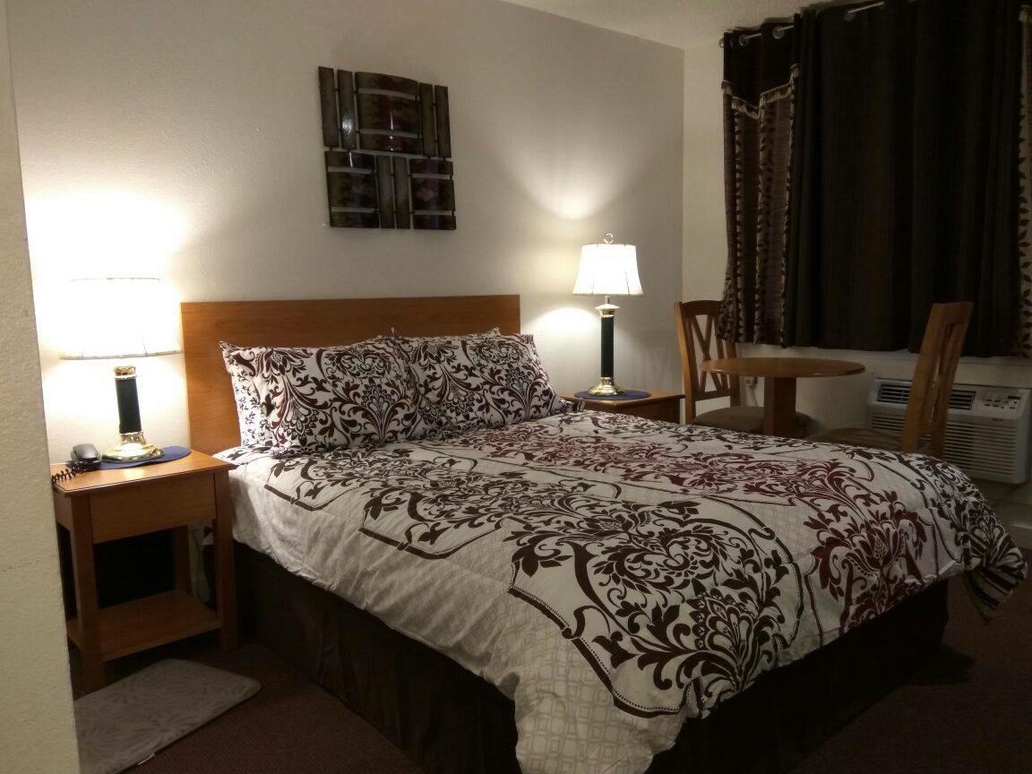 Motel West เบนด์ ภายนอก รูปภาพ