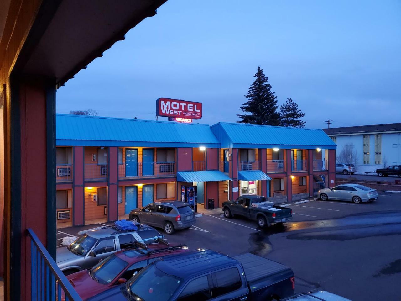 Motel West เบนด์ ภายนอก รูปภาพ