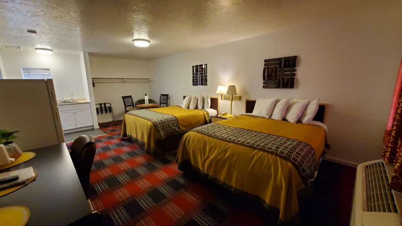 Motel West เบนด์ ภายนอก รูปภาพ