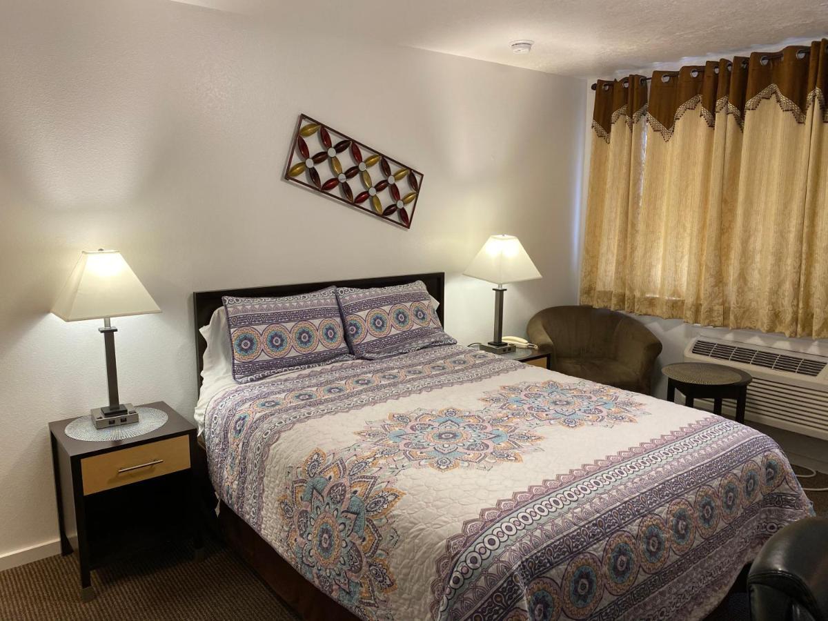Motel West เบนด์ ภายนอก รูปภาพ