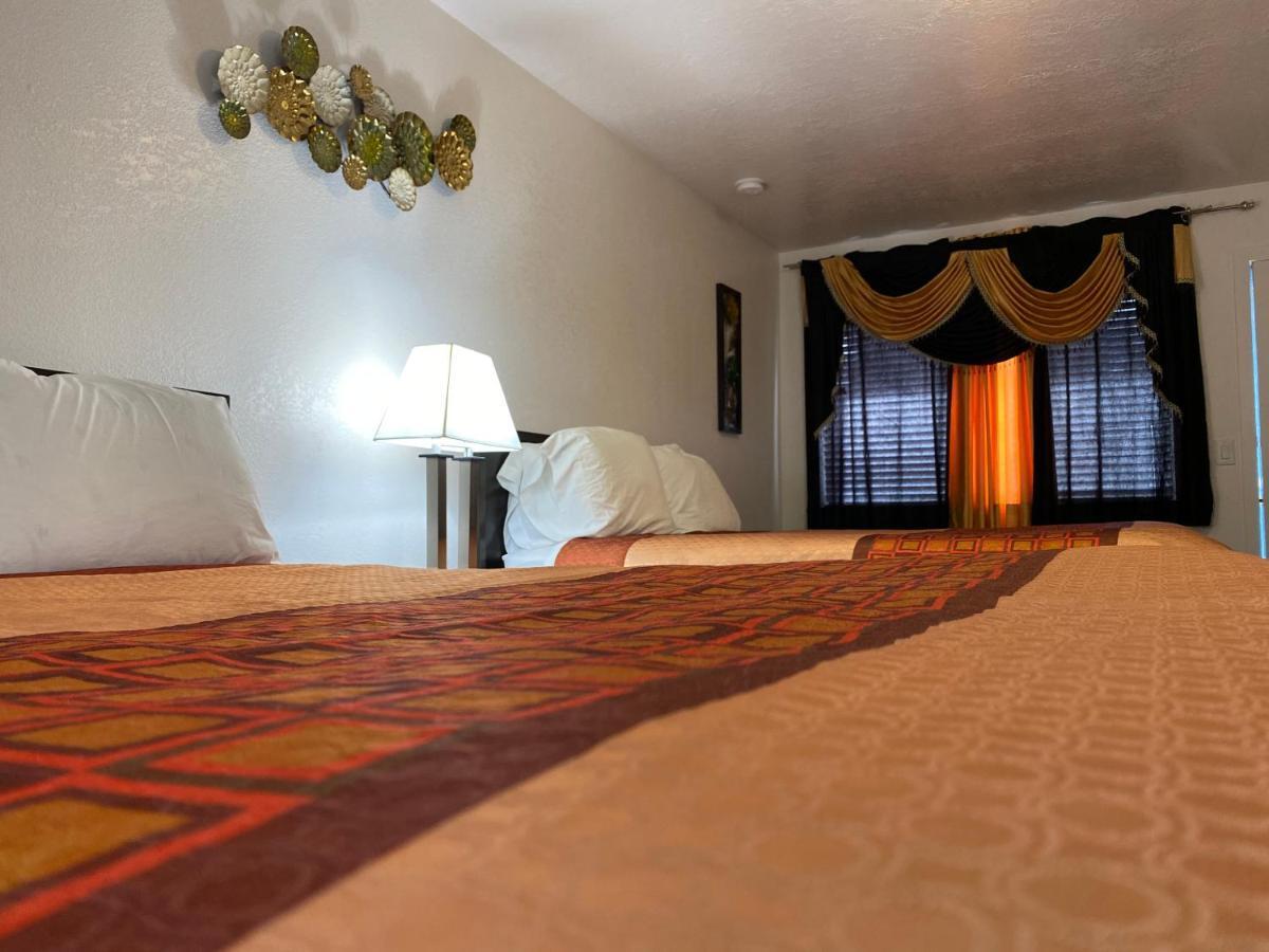 Motel West เบนด์ ภายนอก รูปภาพ